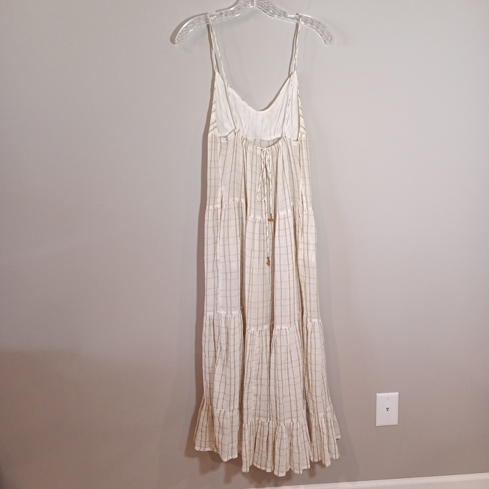 Elegant Cream Plaid Maxi Dress - Picture 11 of 14